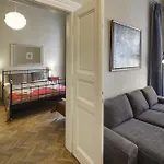 Old Town Square - Dlouha Apartments
