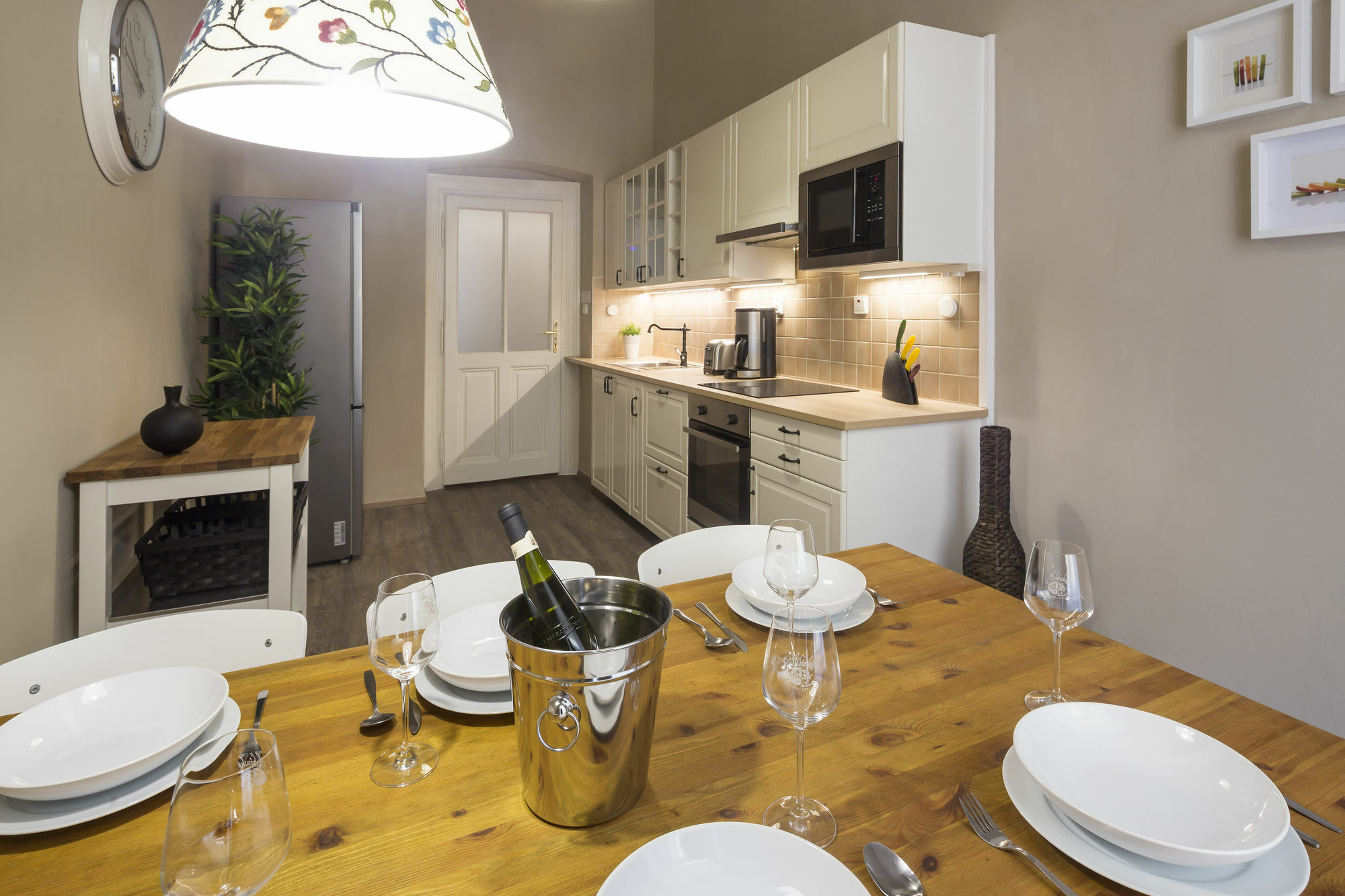 Old Town Square - Dlouha Apartment