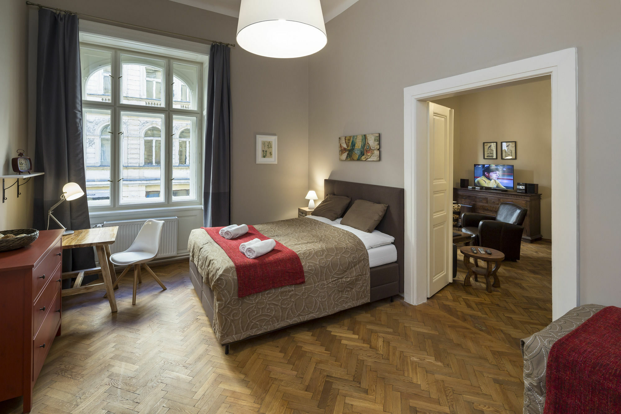 Old Town Square - Dlouha Apartment